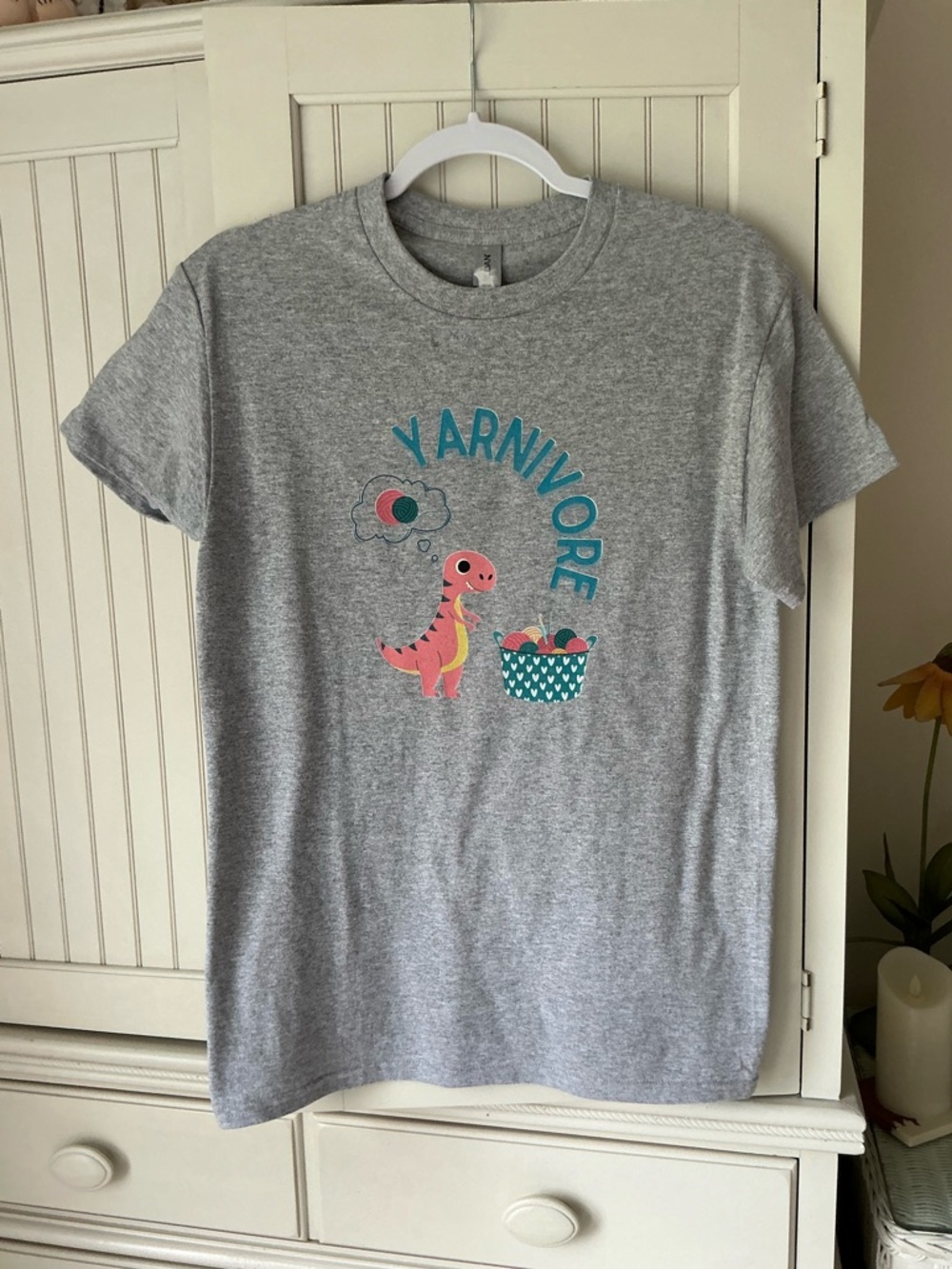 NWOT “YARNIVORE” T-Shirt 🧶